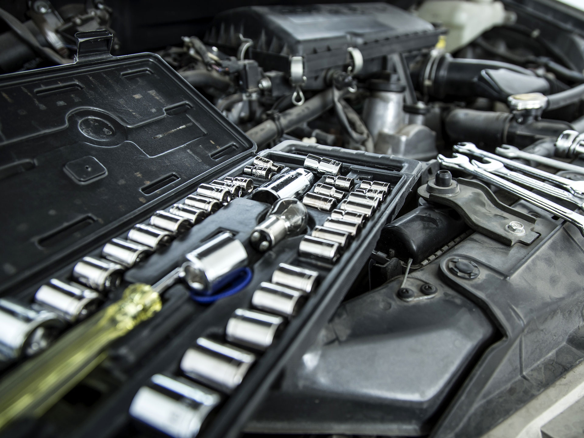 Tools on bonnet